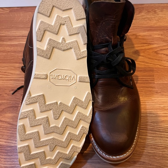 Sutro men leather boots. Used but in great condition. Size men 8.5. - Picture 2 of 4